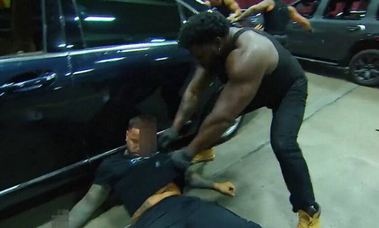 Netflix Butchers 8/31 WWE Raw Segment With Horrible Edits Netflix Butchers 8/31 WWE Raw Segment With Horrible Edits