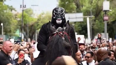 Penta Could Legit Win Title On Raw In Mexico, Arrives On Horse Penta Could Legit Win Title On Raw In Mexico, Arrives On Horse