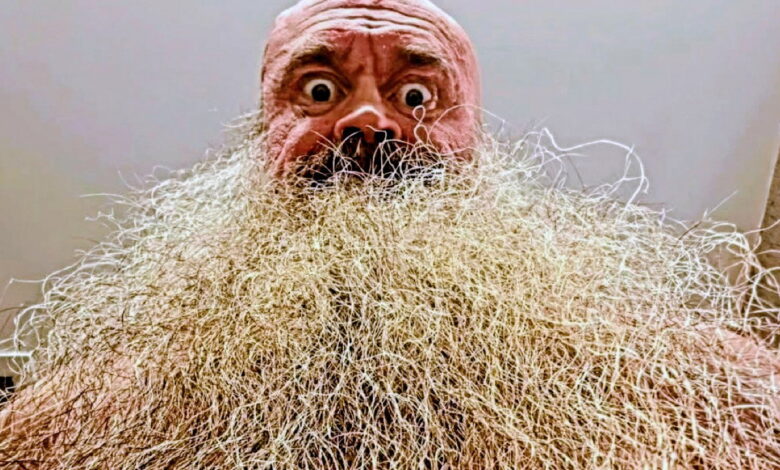 Former WWE Superstar Goes Viral For Incredibly Wild Facial Hair Former WWE Superstar Goes Viral For Incredibly Wild Facial Hair