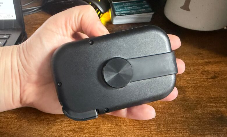 Razer Prio review – compact and cheap, but not in a good way Razer Prio review – compact and cheap, but not in a good way